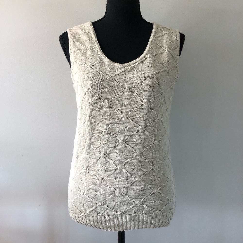 Women’s Vintage Avon Cream Beige Knit Tank Top with Textured Stitching size S